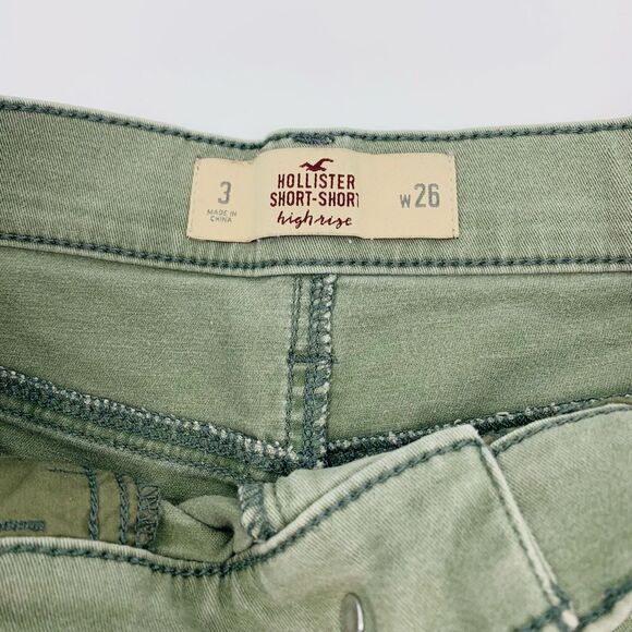 Hollister | Women's Green khaki high rise Shorts | size 26 - Picture 2 of 5